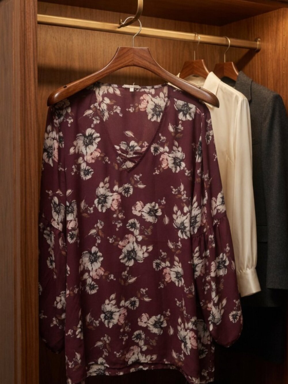 Elegant & Pretty long sleeve light blouse
